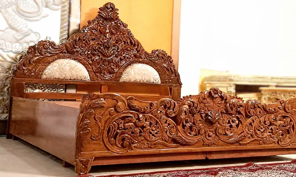 Sheesham Wood Bed Design